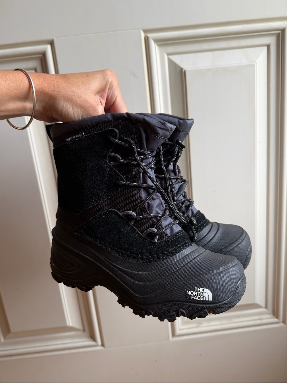NWT THE NORTH FACE alpenglow v boot - insulated toddler winter boots